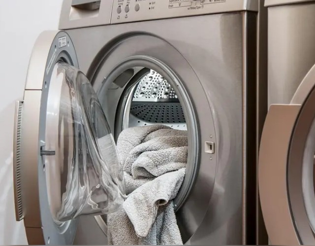 柔順劑反而傷衣物？專家揭洗衣常見誤區